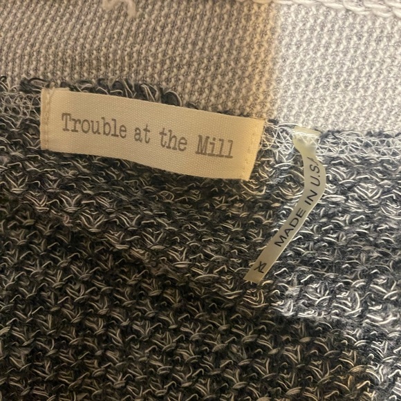 Trouble At The Mill Women's XL Charcoal Long Open Front Cardigan Sweater - Picture 8 of 8